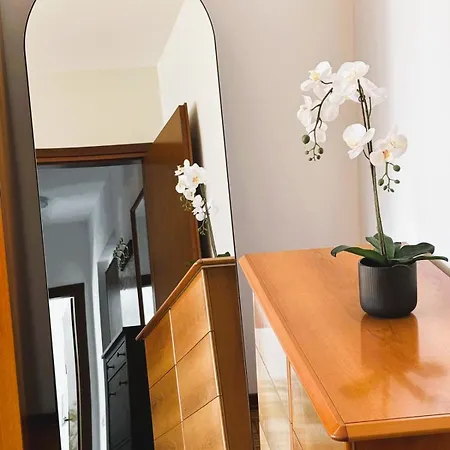 Eve's With Garden Apartment